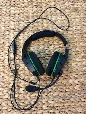 HyperX Black and Green Wired Over-Ear Headset with Mic